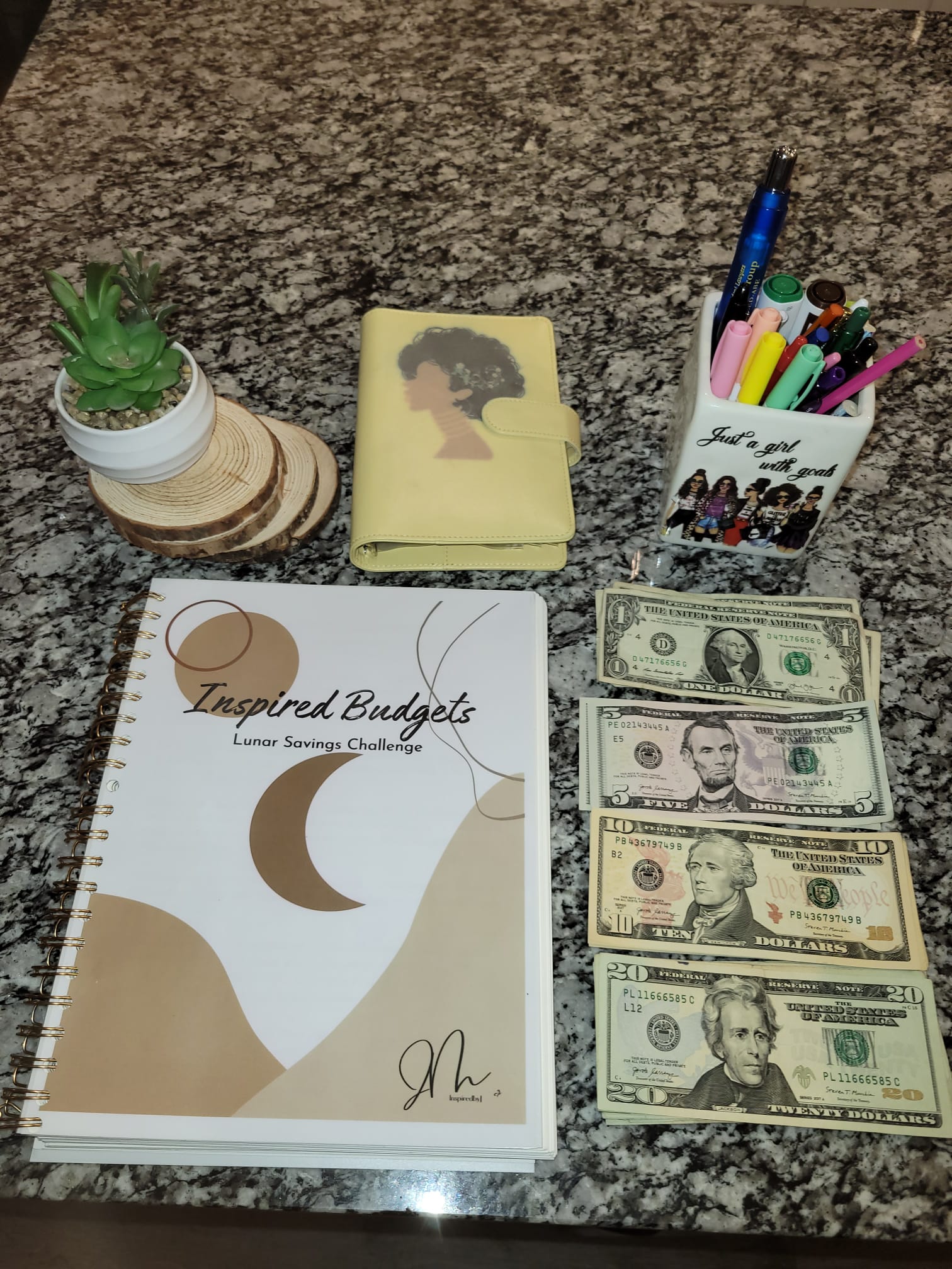 Inspired Budgets: Lunar Savings Challenge Planner