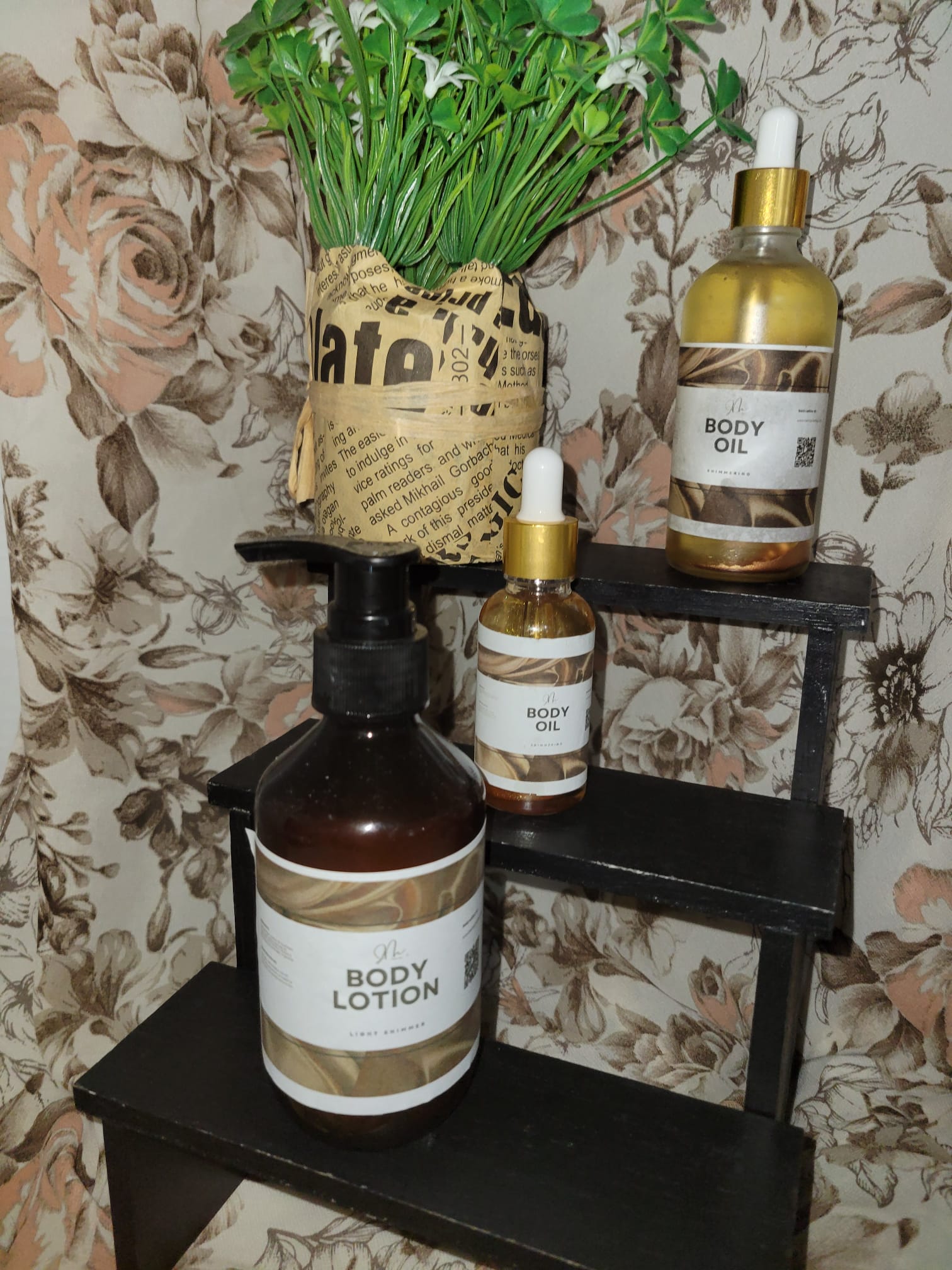 Shimmering Body Oil & Lotion